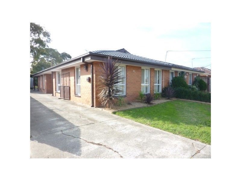 1/13 Third Avenue, Dandenong North VIC 3175