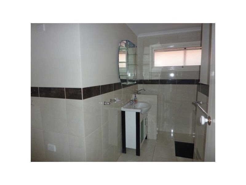 1/13 Third Avenue, Dandenong North VIC 3175