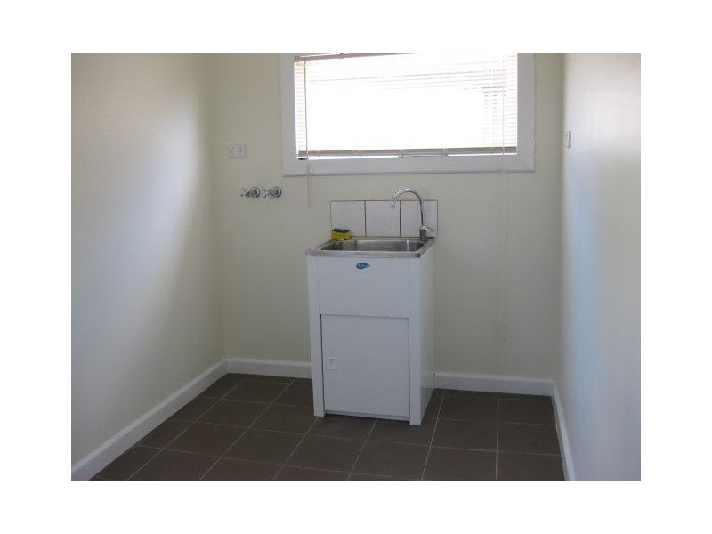 20 Dell Road, Frankston VIC 3199