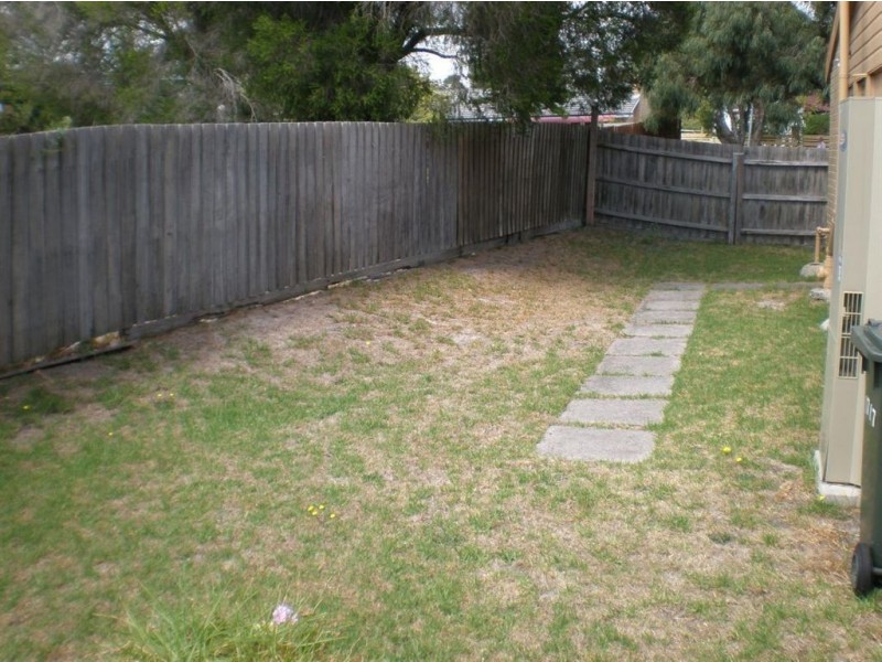 7/17 Heatherhill Rd, Frankston VIC 3199