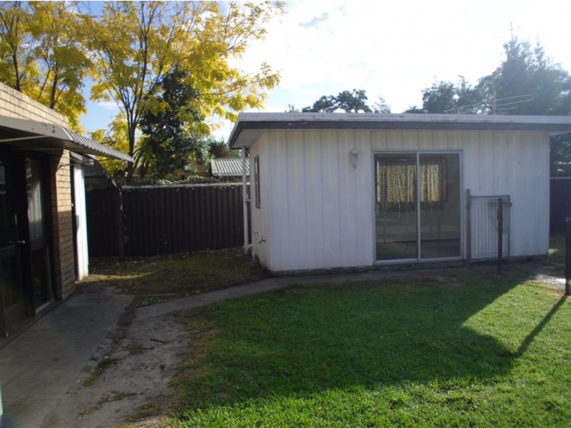 2 Harrow Street, Frankston VIC 3199