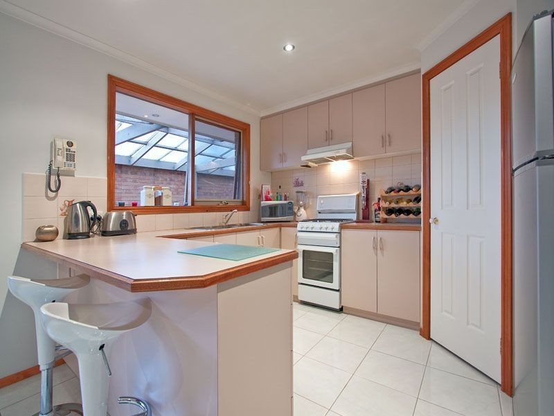 2/29 Heatherhill Road, Frankston VIC 3199