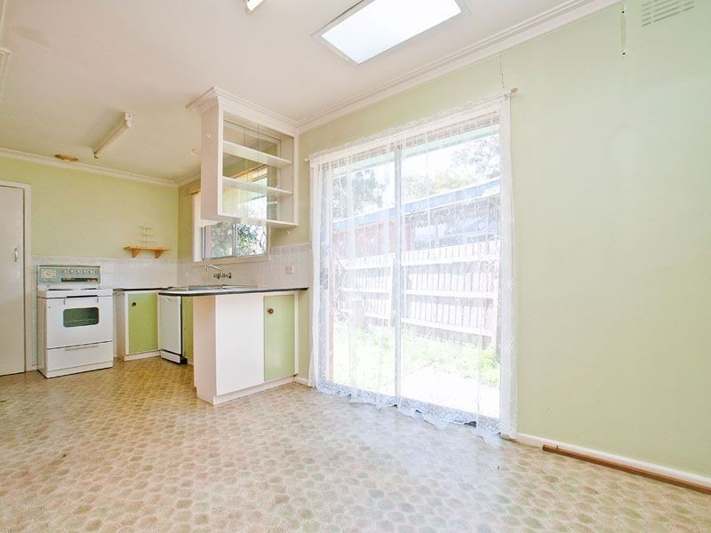 10 Heathmont Close, Frankston VIC 3199