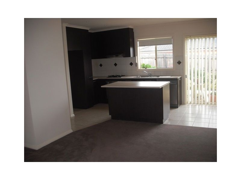 18/85 Ashleigh Avenue, Frankston VIC 3199