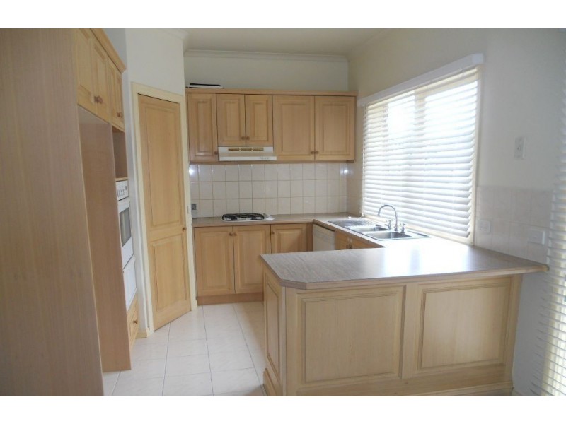 1/20 Muir Street, Frankston VIC 3199