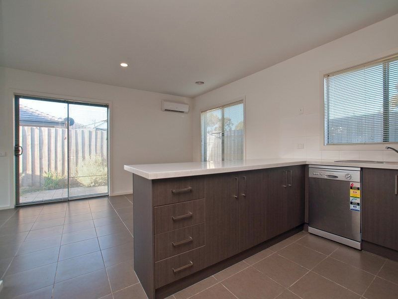 10/110 Bungower Road, Mornington VIC 3931