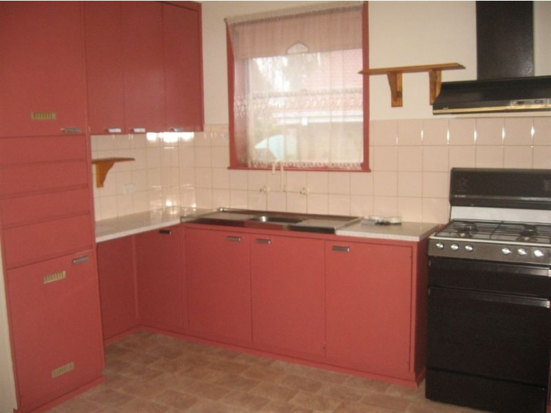 8 Gaskin Avenue, Hastings VIC 3915