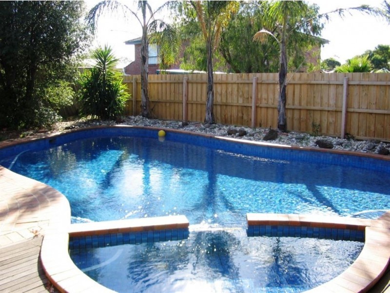 49 Dalpura Circuit, Frankston VIC 3199