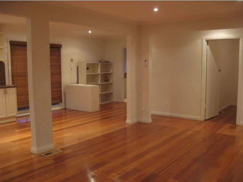 7 Catalina Court, Frankston VIC 3199