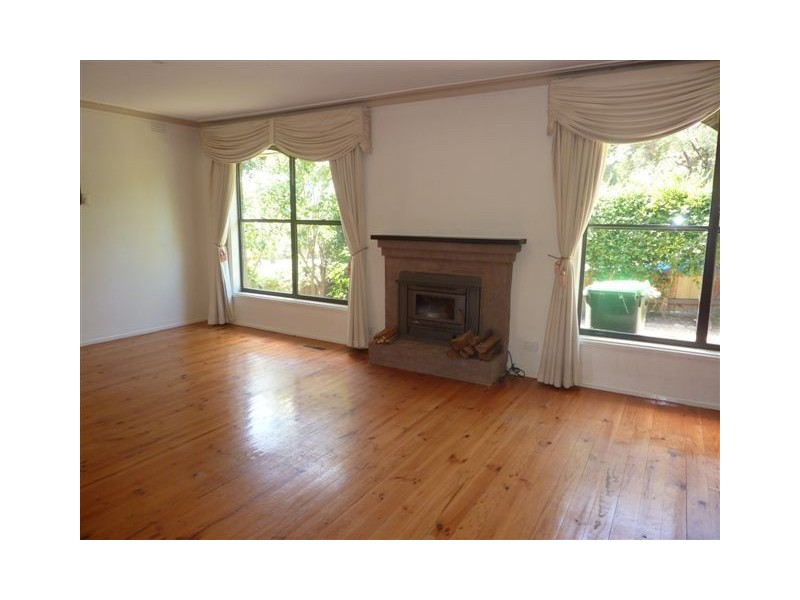 17 Grosvenor Street, Frankston South VIC 3199