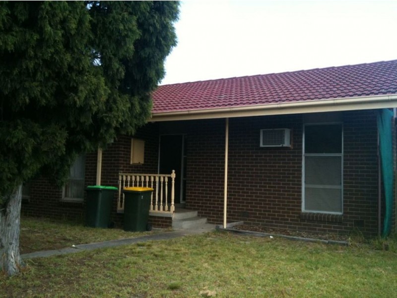 2 Rowan Court, Frankston North VIC 3200
