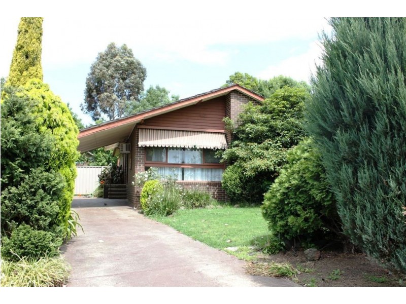 5 Carter Court, Frankston VIC 3199