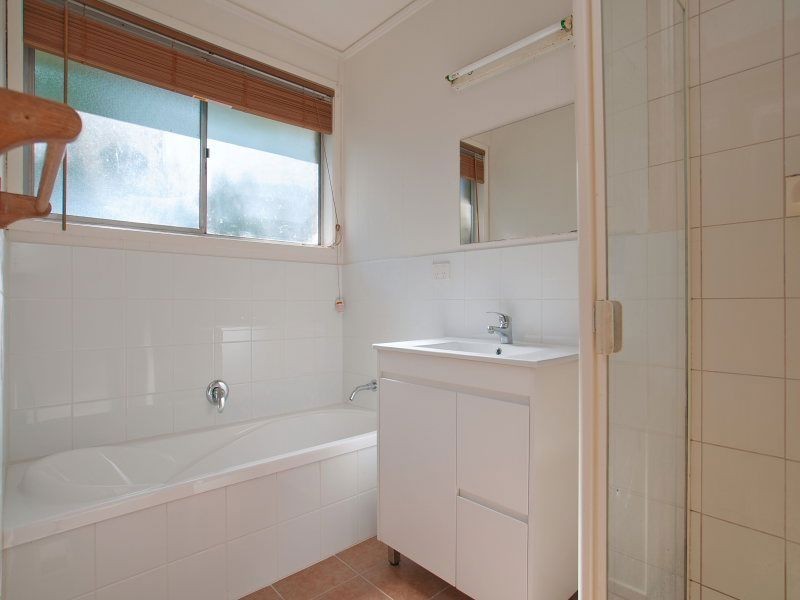 15 Berberis Crescent, Frankston VIC 3199