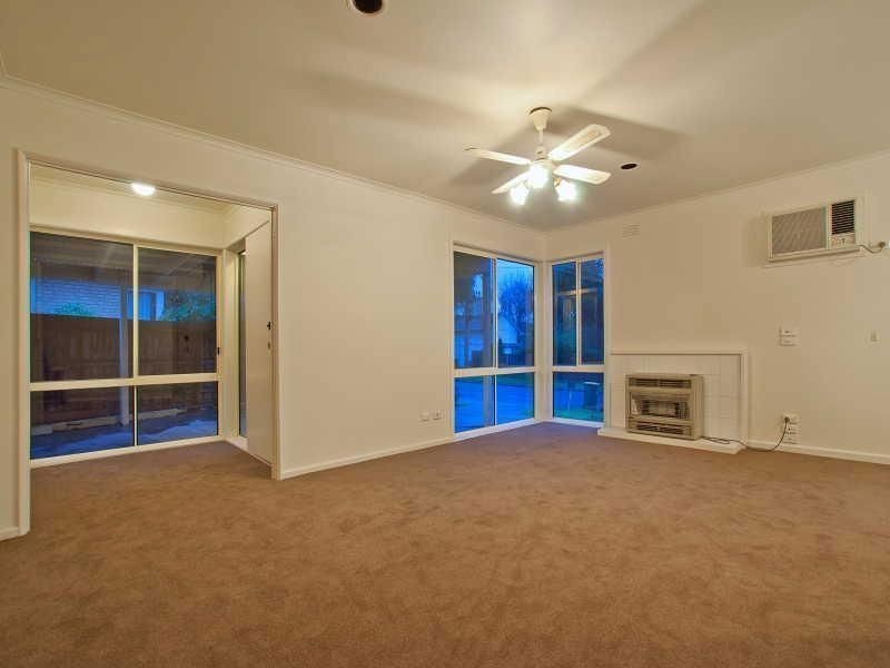 4 Paisley Drive, Frankston VIC 3199