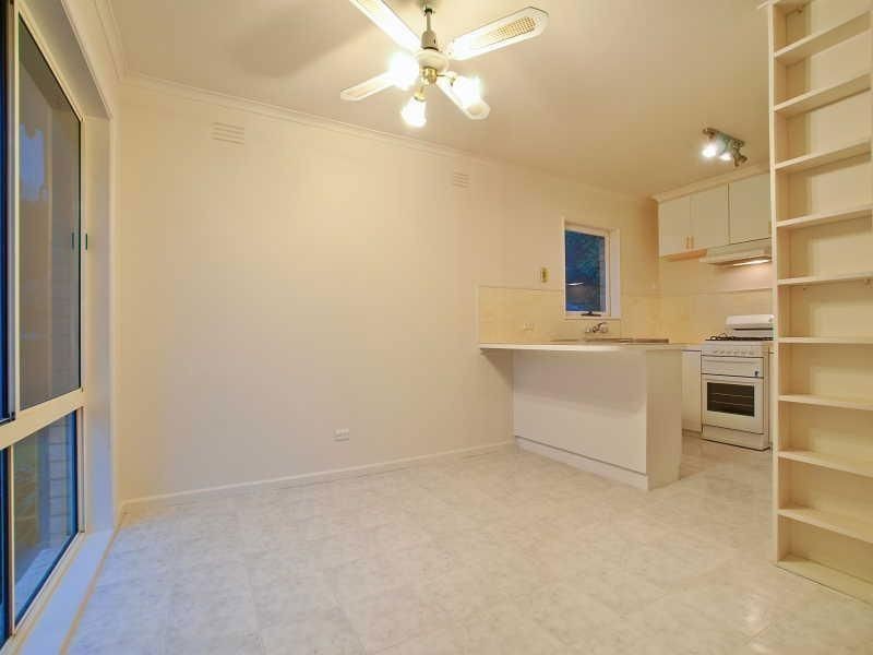 4 Paisley Drive, Frankston VIC 3199