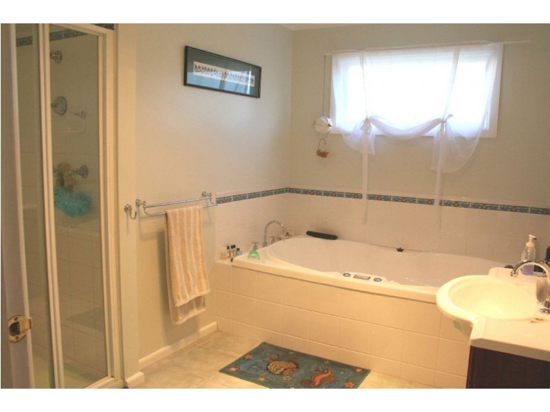 29 Summit Road, Frankston VIC 3199