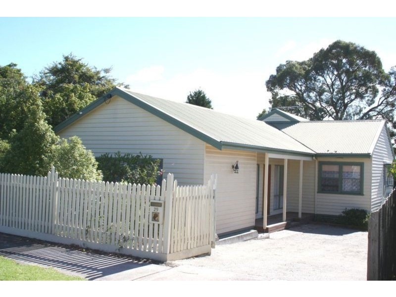 29 Summit Road, Frankston VIC 3199