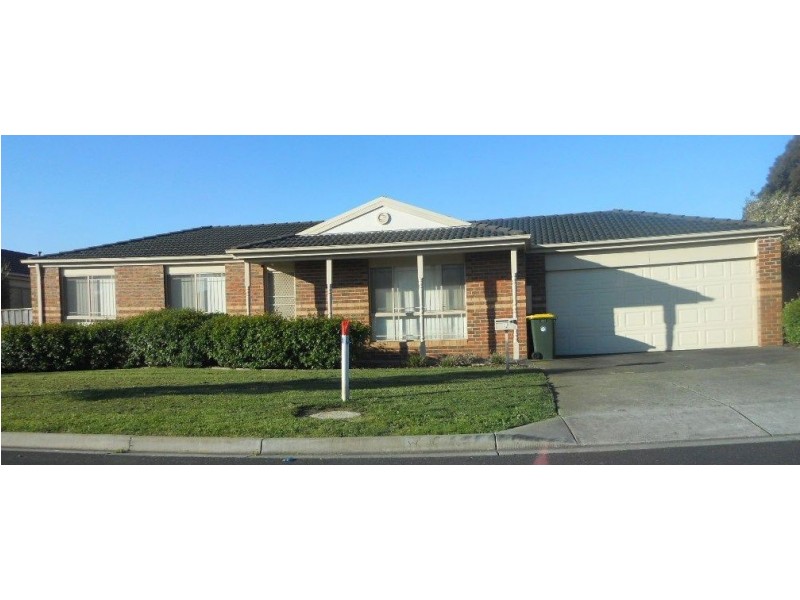 19 Balmain Drive, Carrum Downs VIC 3201