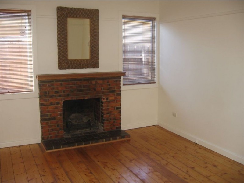 24 Royle Street, Frankston VIC 3199