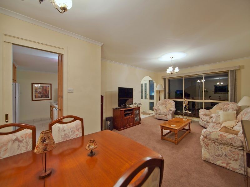 18 Bangor Drive, Frankston VIC 3199