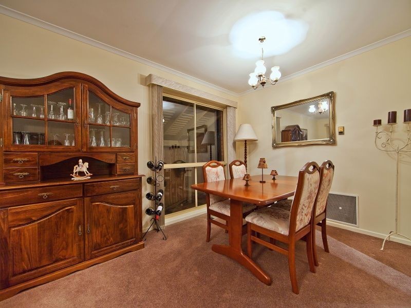 18 Bangor Drive, Frankston VIC 3199