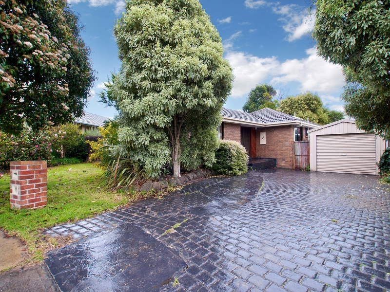 8 Burswood Close, Frankston South VIC 3199