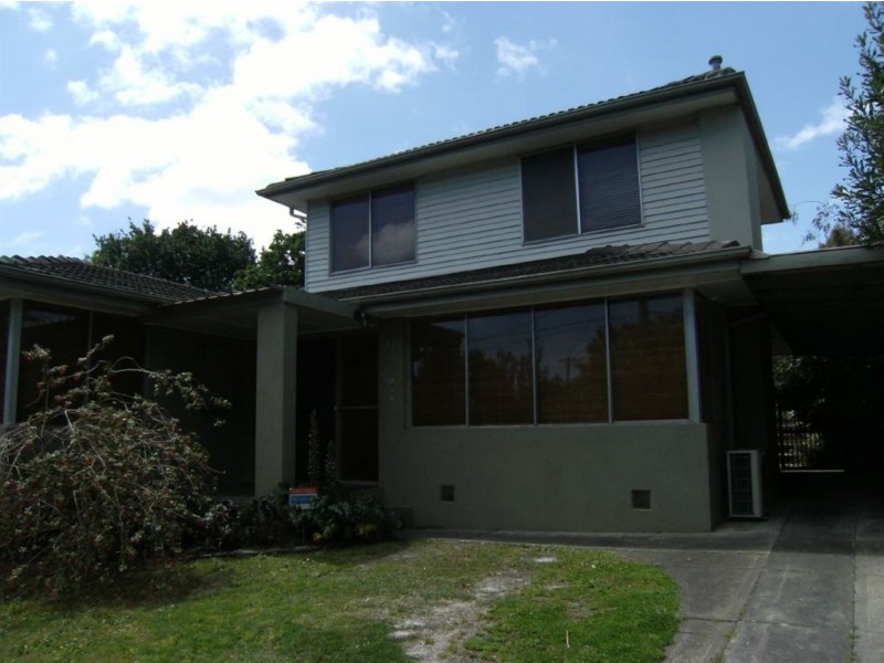 33 Karingal Drive, Frankston VIC 3199