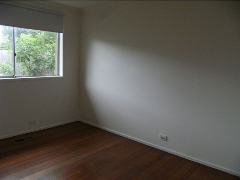 33 Karingal Drive, Frankston VIC 3199