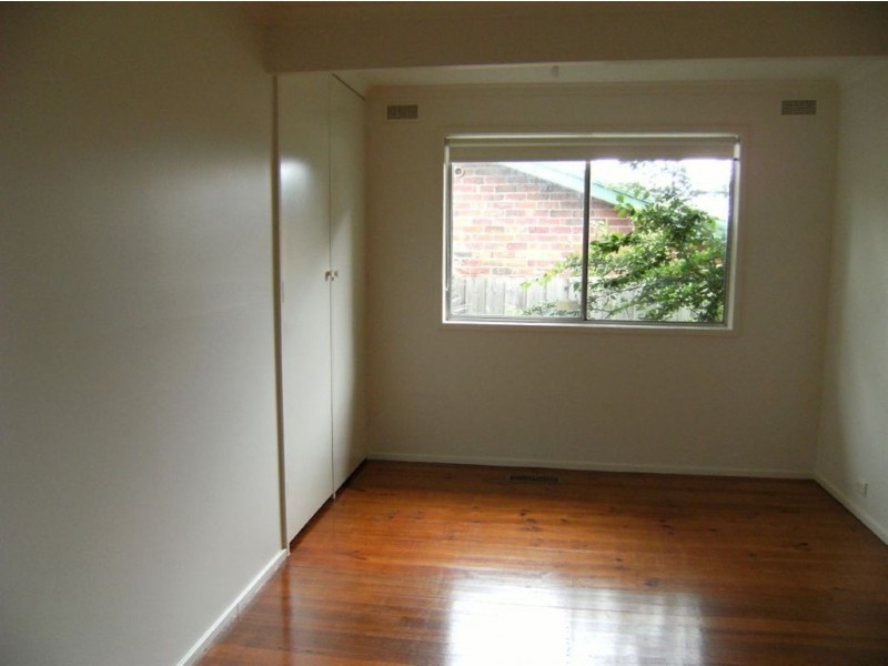 33 Karingal Drive, Frankston VIC 3199