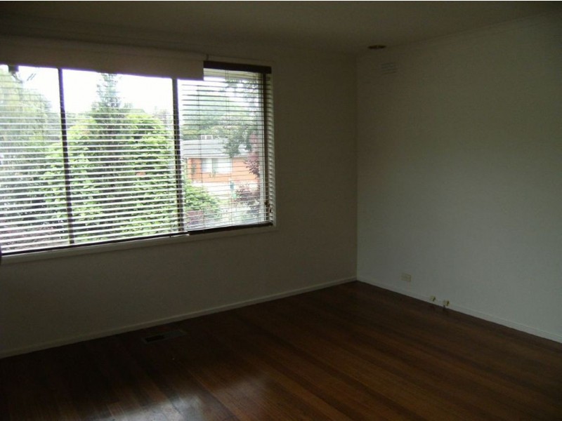 33 Karingal Drive, Frankston VIC 3199