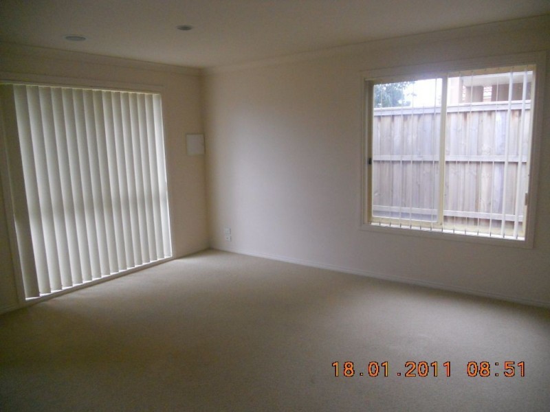 6 Meadow Crest Circuit, Mount Martha VIC 3934