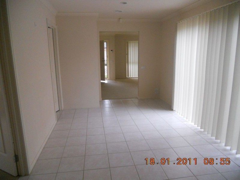 6 Meadow Crest Circuit, Mount Martha VIC 3934