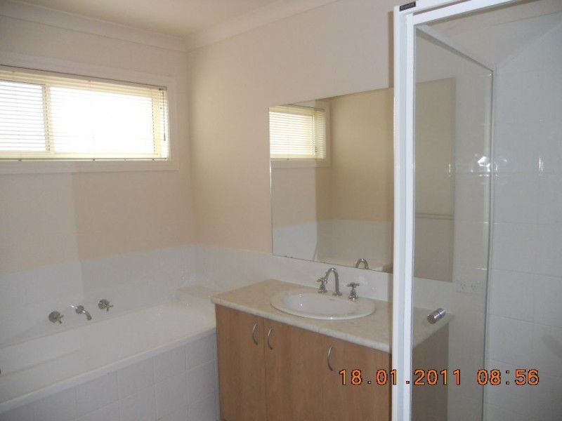 6 Meadow Crest Circuit, Mount Martha VIC 3934