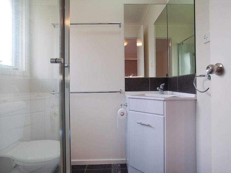 35 Whitford Way, Frankston VIC 3199