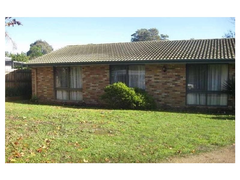 2 Westa Close, Frankston VIC 3199