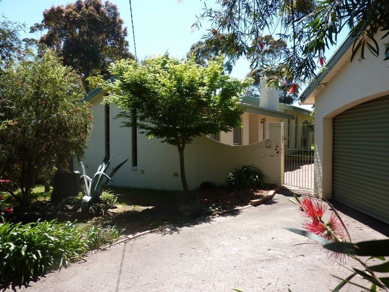 17 Granya Grove, Mount Eliza VIC 3930