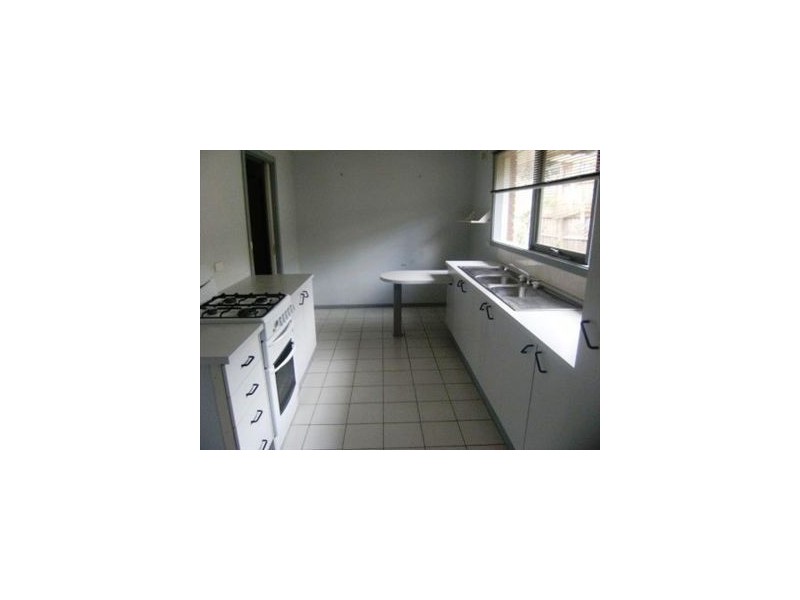 2/6 St Johns Avenue, Frankston VIC 3199