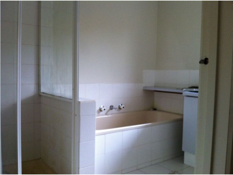 2/6 St Johns Avenue, Frankston VIC 3199