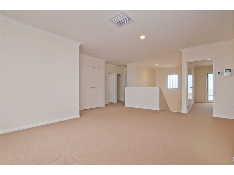 10 David Close, Skye VIC 3977
