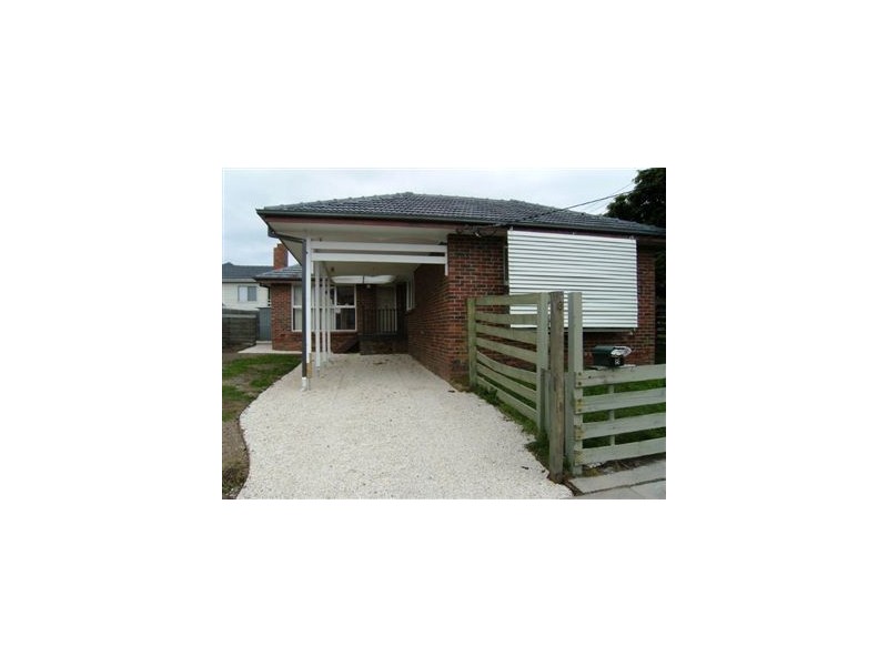 8 Tulum Court, Frankston VIC 3199