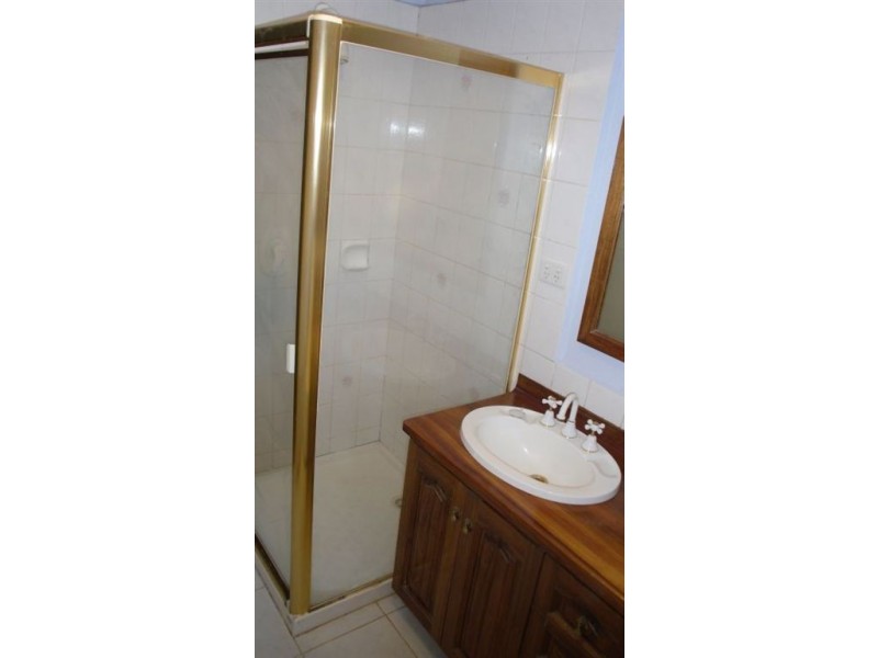 5 Clover Court, Frankston VIC 3199