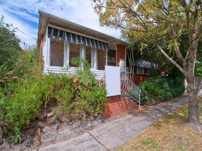 2 Clarke Street, Frankston VIC 3199