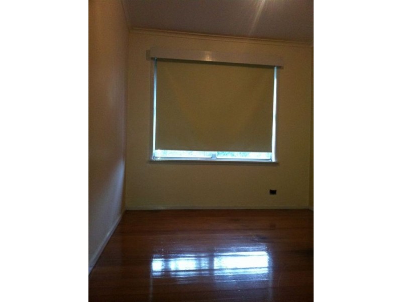 10 Hodgins Crescent, Frankston North VIC 3200