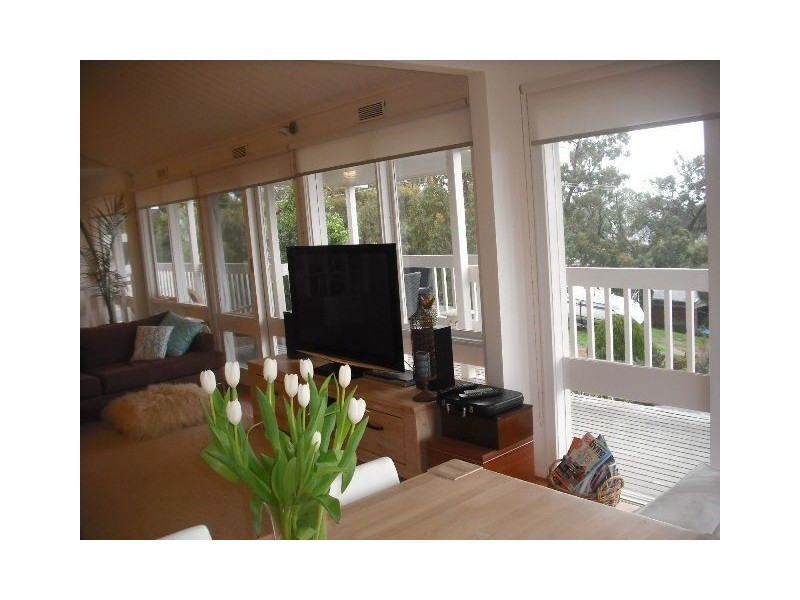 17 Brighton Crescent, Mount Eliza VIC 3930