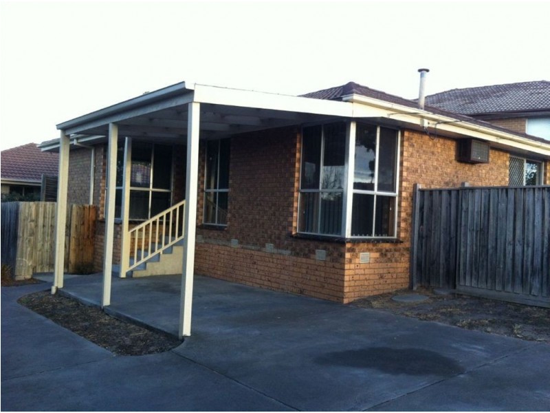 1/124 McMahons Road, Frankston VIC 3199