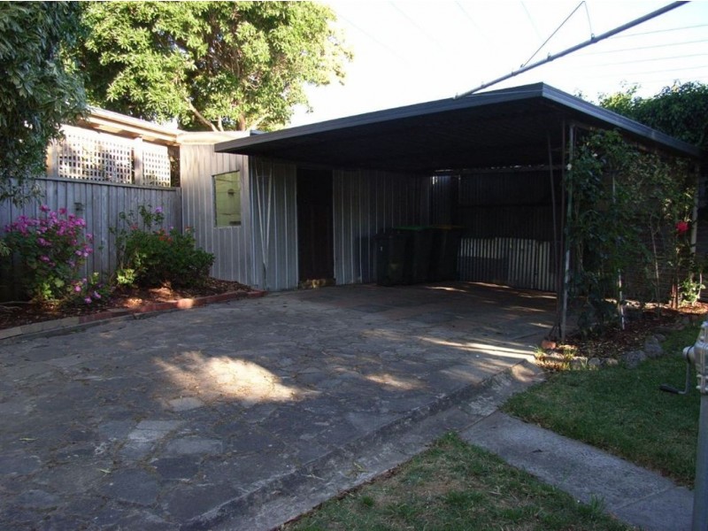 2 Poplar Street, Frankston North VIC 3200