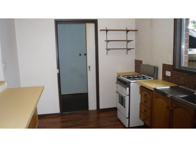 38 Pembroke Avenue, Frankston VIC 3199