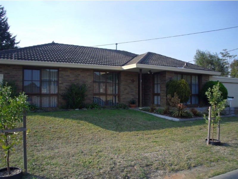 1 Ulric Court, Frankston VIC 3199