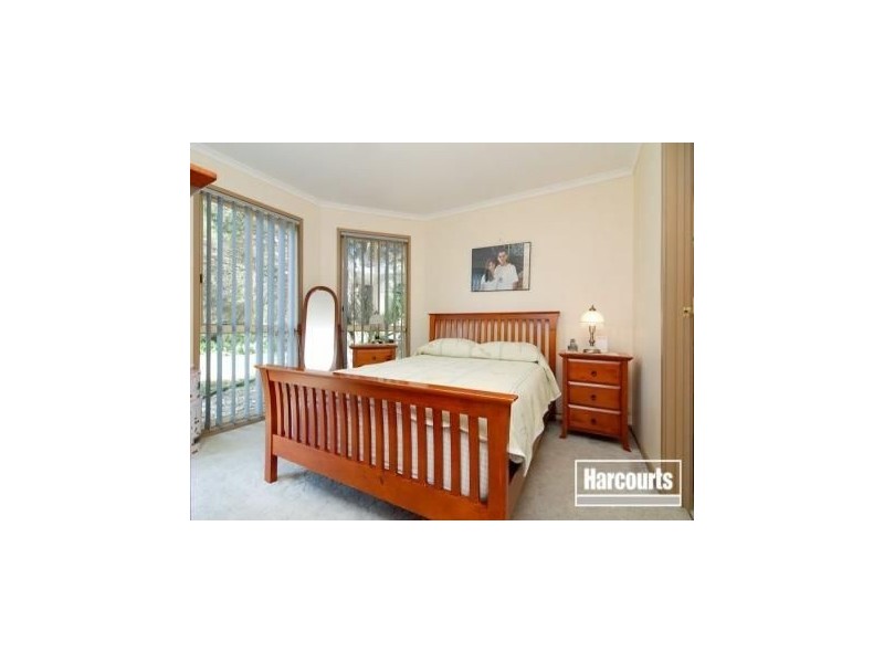 17 Dairy Place, Skye VIC 3977