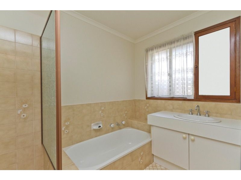 8/42 Eramosa Road, Somerville VIC 3912